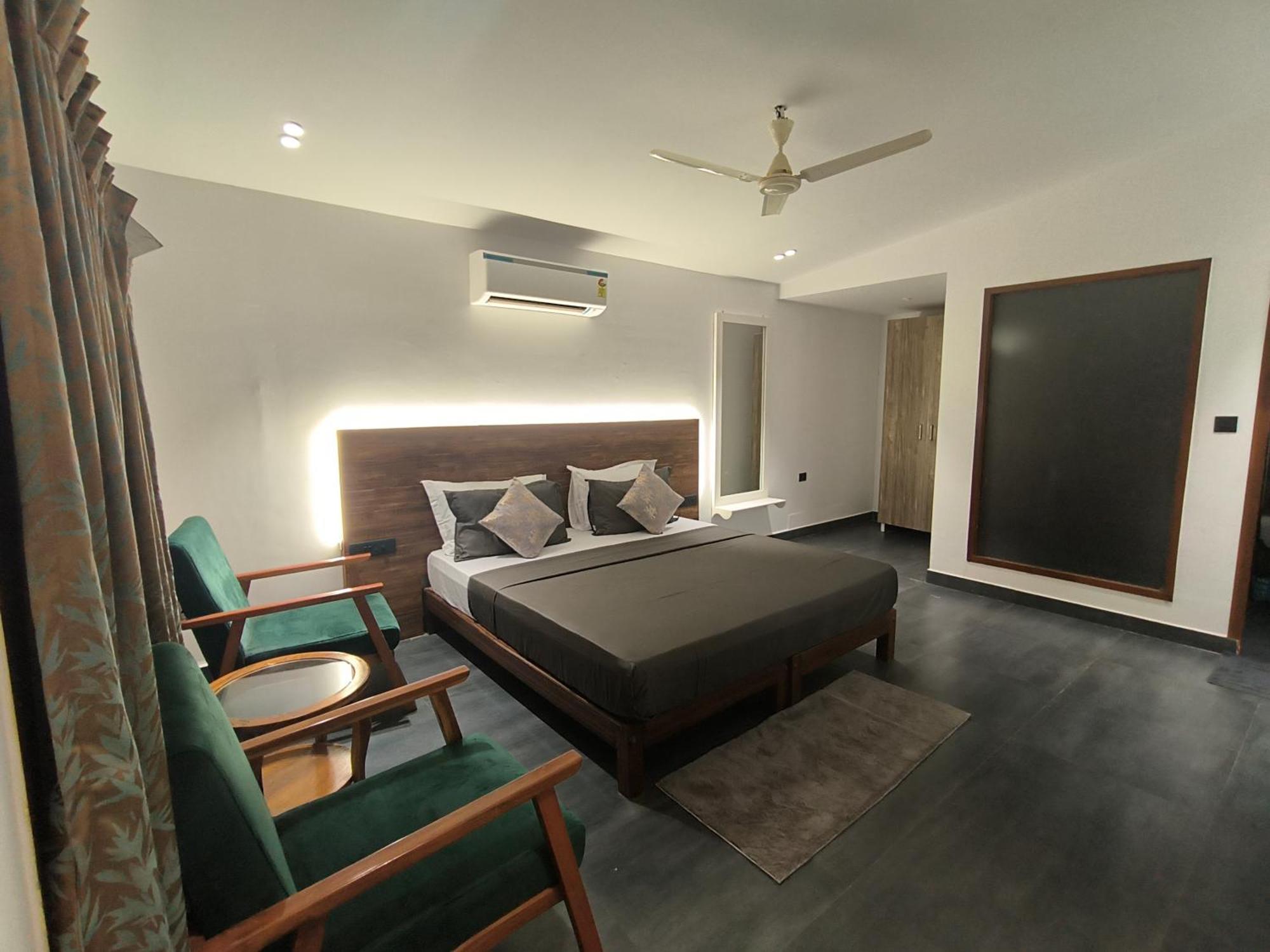 Aqua Beach Stays Ashwem Mandrem Kültér fotó