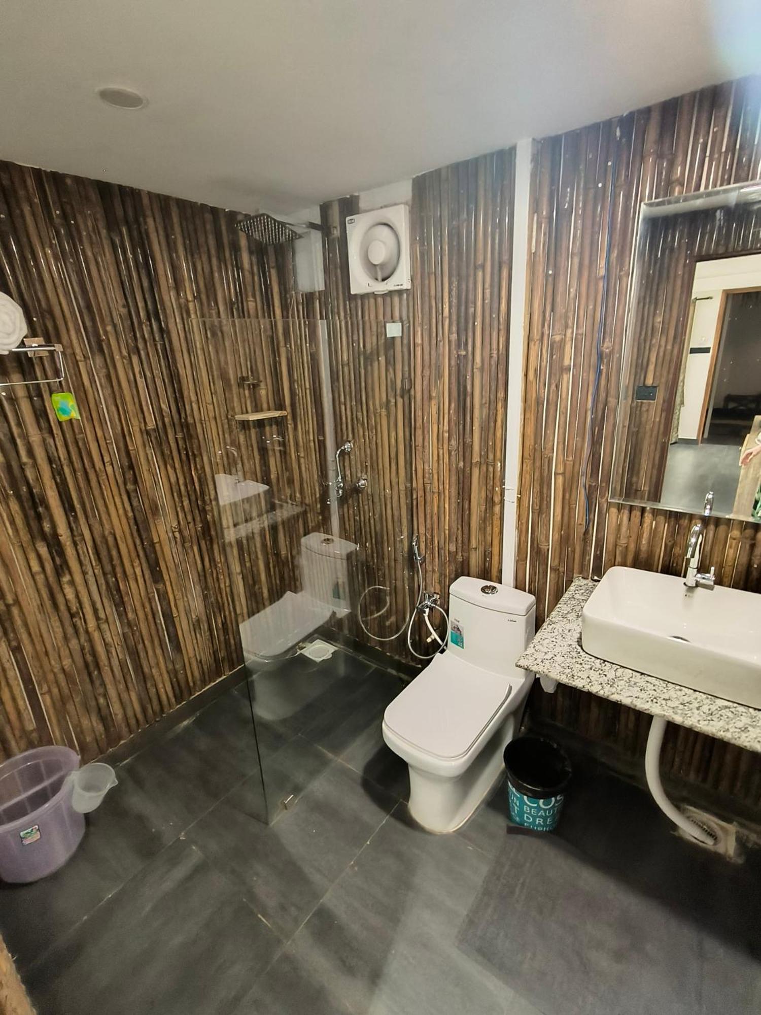 Aqua Beach Stays Ashwem Mandrem Kültér fotó