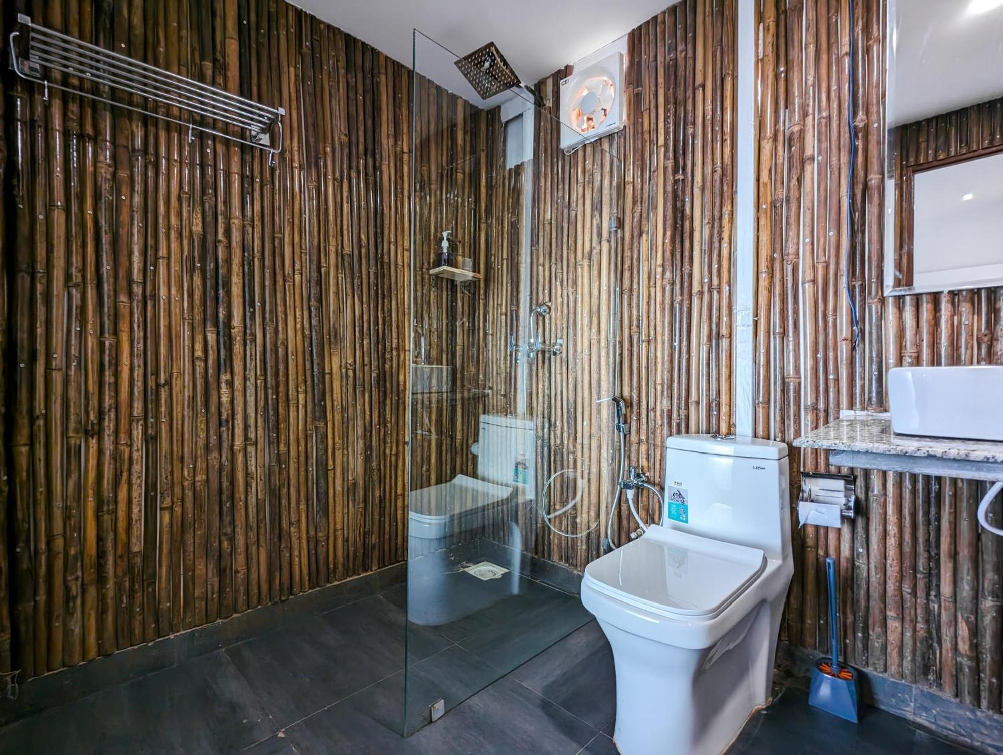 Aqua Beach Stays Ashwem Mandrem Kültér fotó