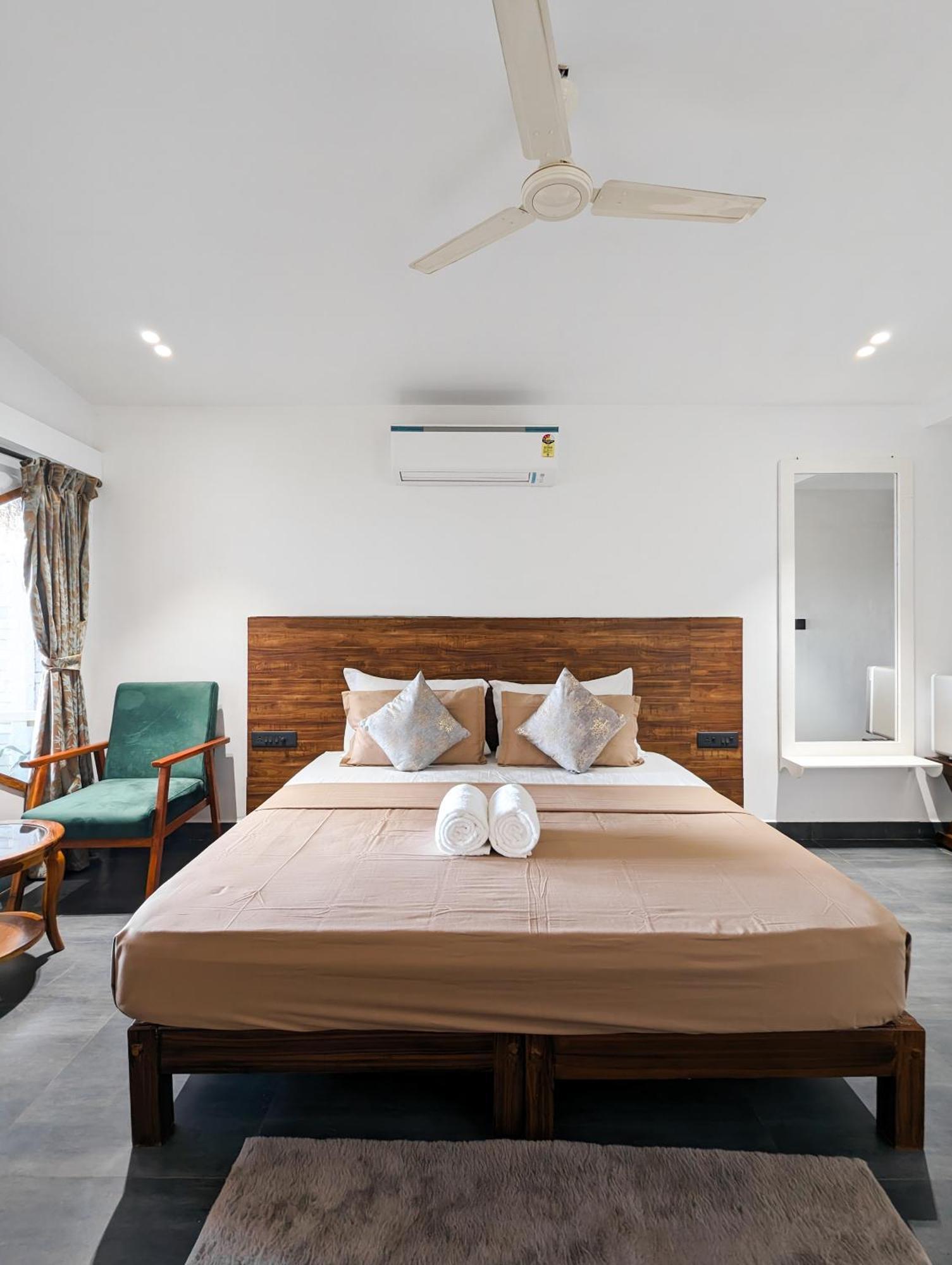 Aqua Beach Stays Ashwem Mandrem Kültér fotó